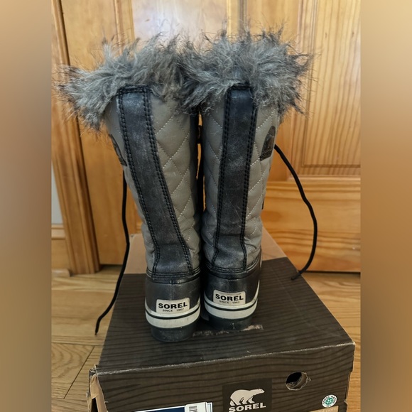 SOREL Tofino Waterproof Winter Snow Boots Gray / Black  Women's Size 7 - Picture 2 of 7